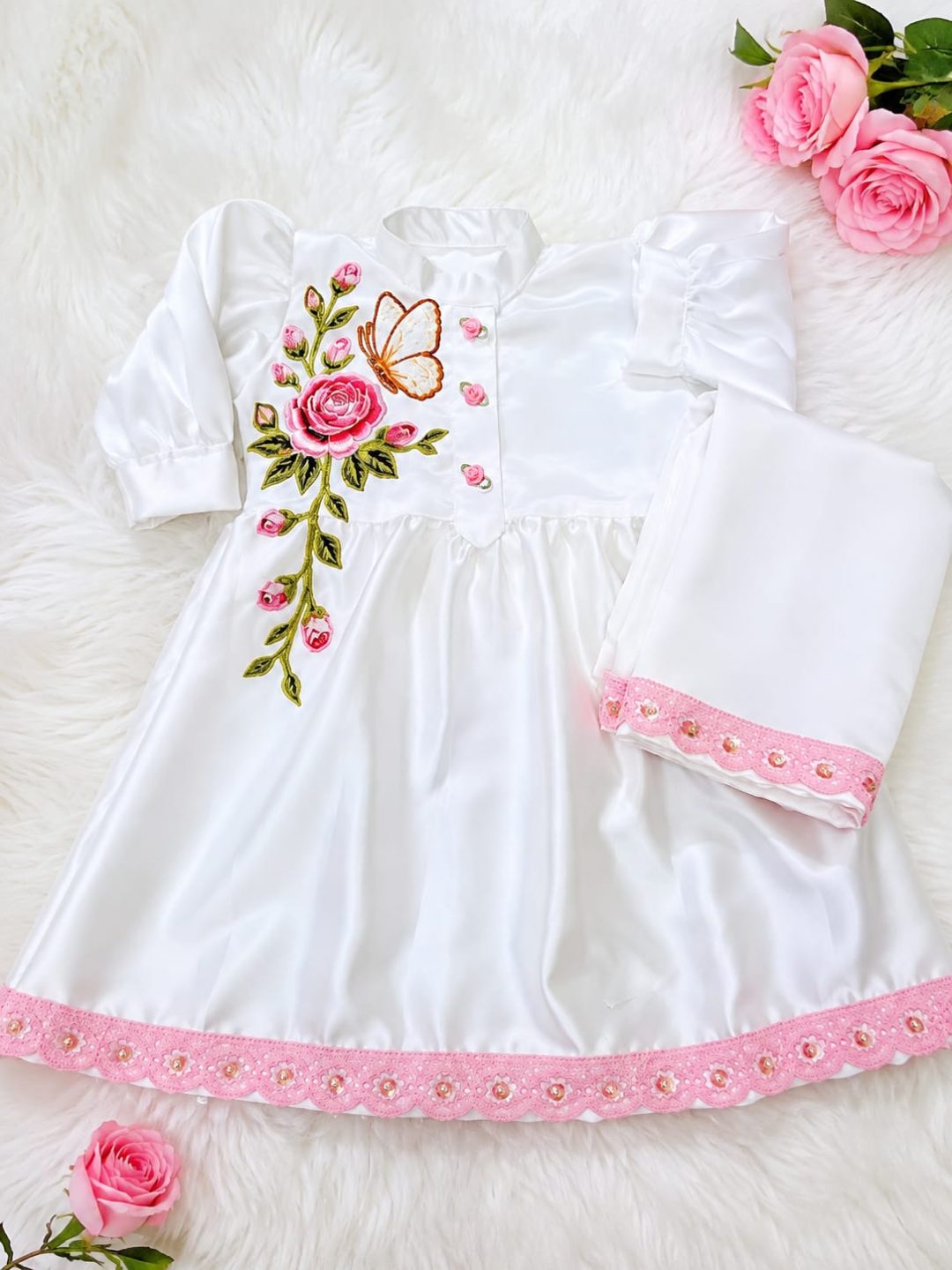 White And Pink Rose | Size:22